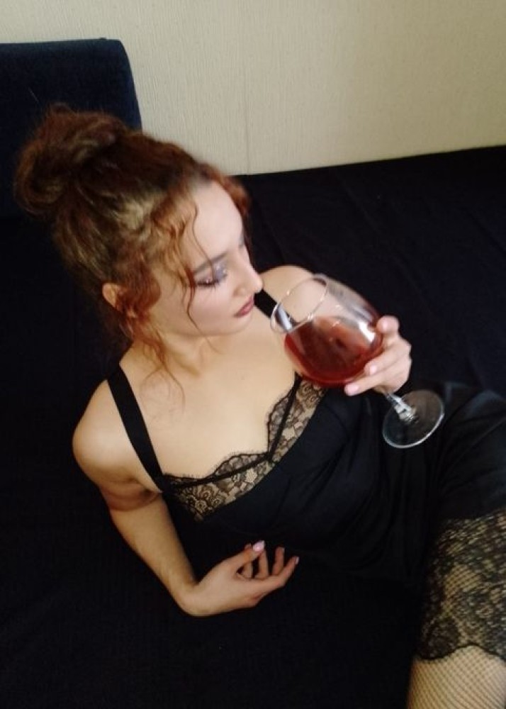 Индивидуалка Карина фото № 2 в городе Москва