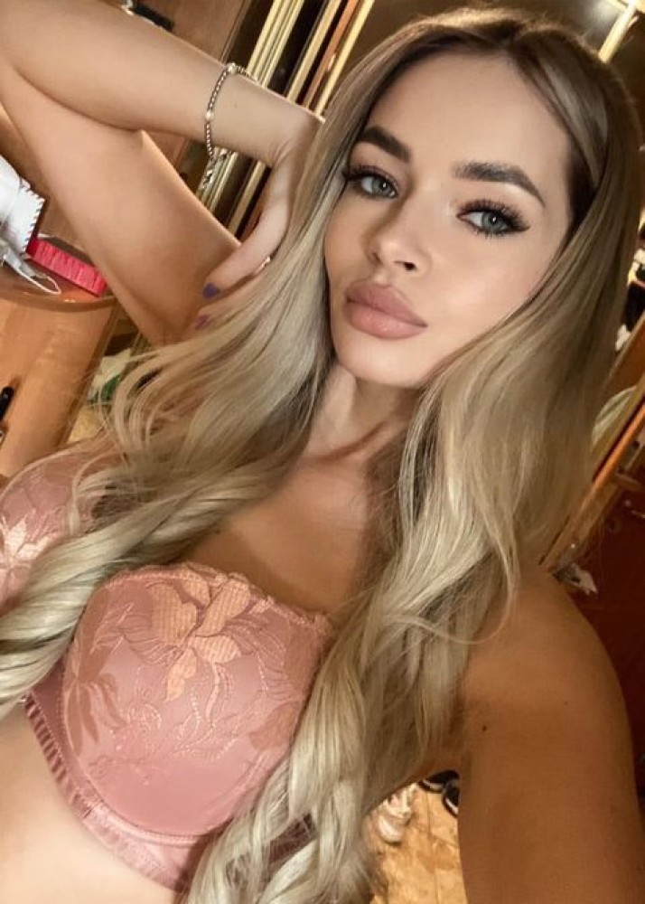 Индивидуалка Карина фото № 2 в городе Москва