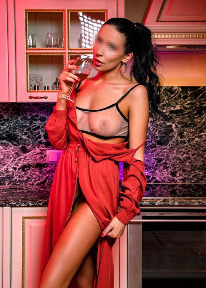 Индивидуалка Карина фото № 2 в городе Москва