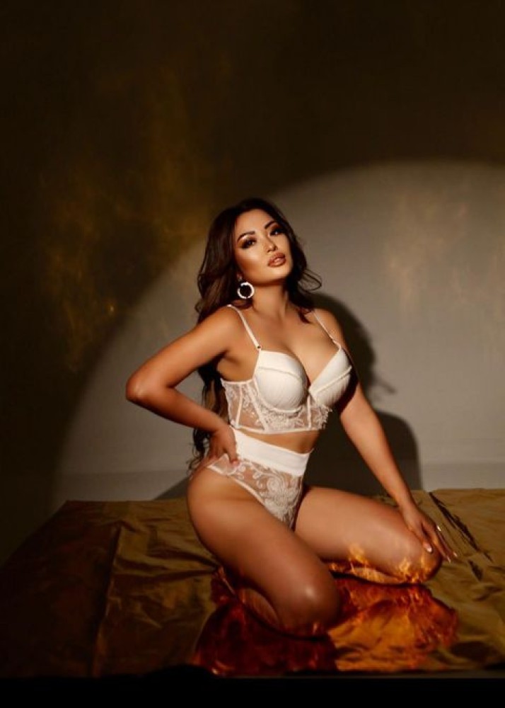 Индивидуалка Карина фото № 2 в городе Москва