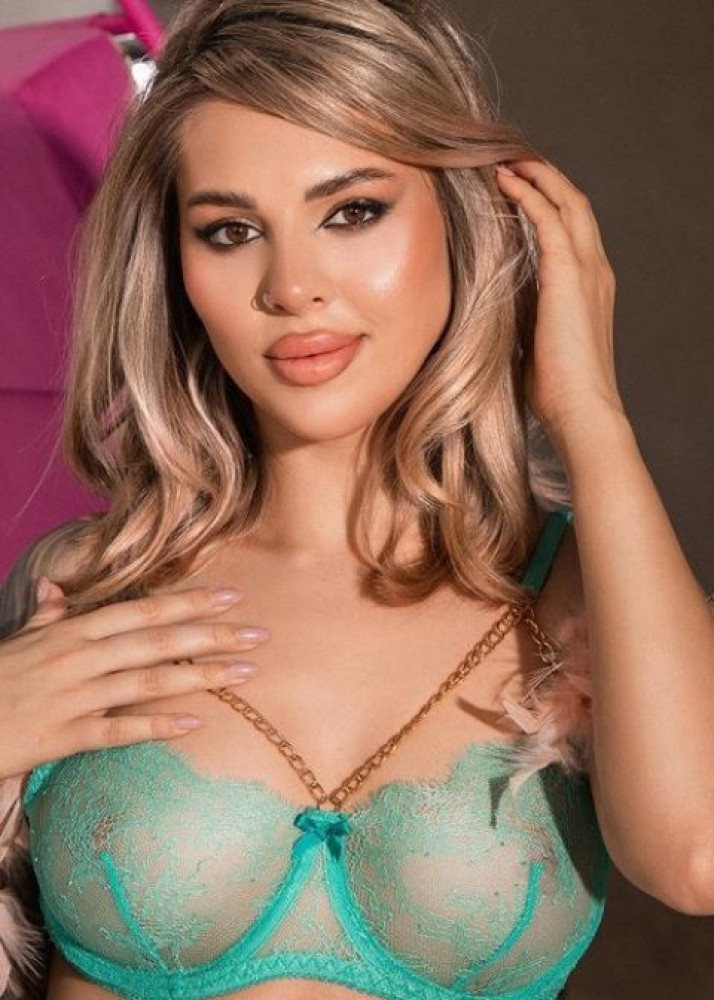 Индивидуалка Карина фото № 2 в городе Москва