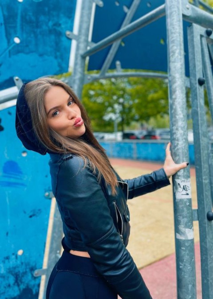 Индивидуалка Каролина фото № 2 в городе Москва