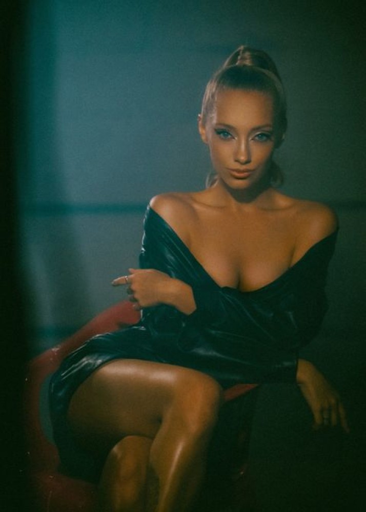 Индивидуалка Виолетта фото № 2 в городе Москва