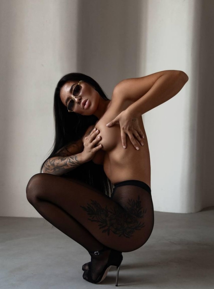 Индивидуалка Карина фото № 2 в городе Москва