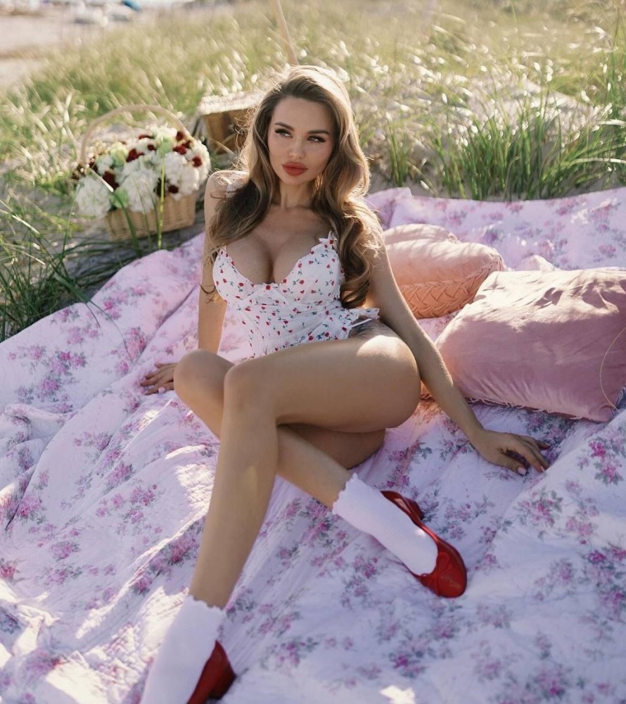 Индивидуалка Лорочка главное фото в городе Москва 