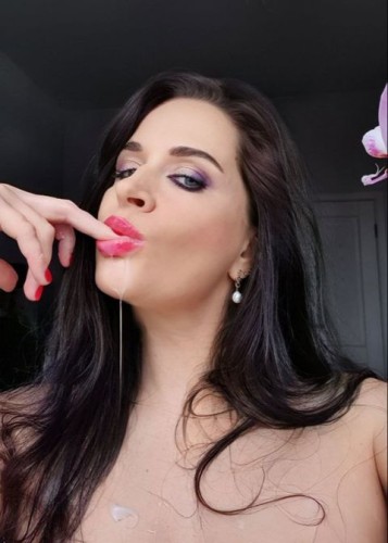 Алёнушка, метро Беляево Г. Москва