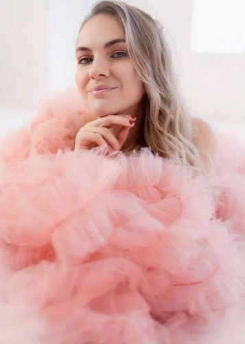 Ира, метро Менделеевская Г. Москва