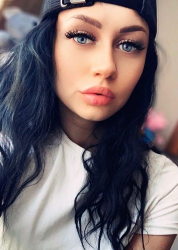 Кира, метро Бабушкинская Г. Москва