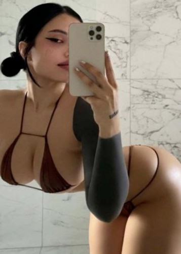 Лаура, метро Ленинский проспект Г. Москва