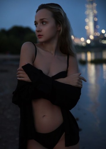 Маша, метро Нагорная Г. Москва