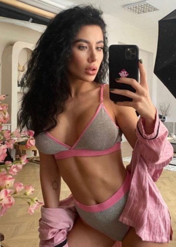 Злата, метро Коломенская Г. Москва