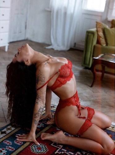 Мия, метро Новопеределкино Г. Москва