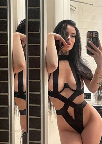 Роза, метро Калужская Г. Москва